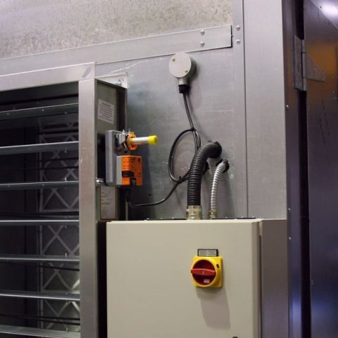 Kulissenschalldämpferanlage